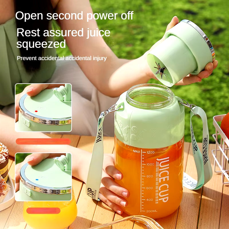 VitaBlend™ Juicer Bottle